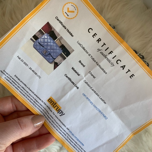 Chanel Square Mini - Picture 15 of 15